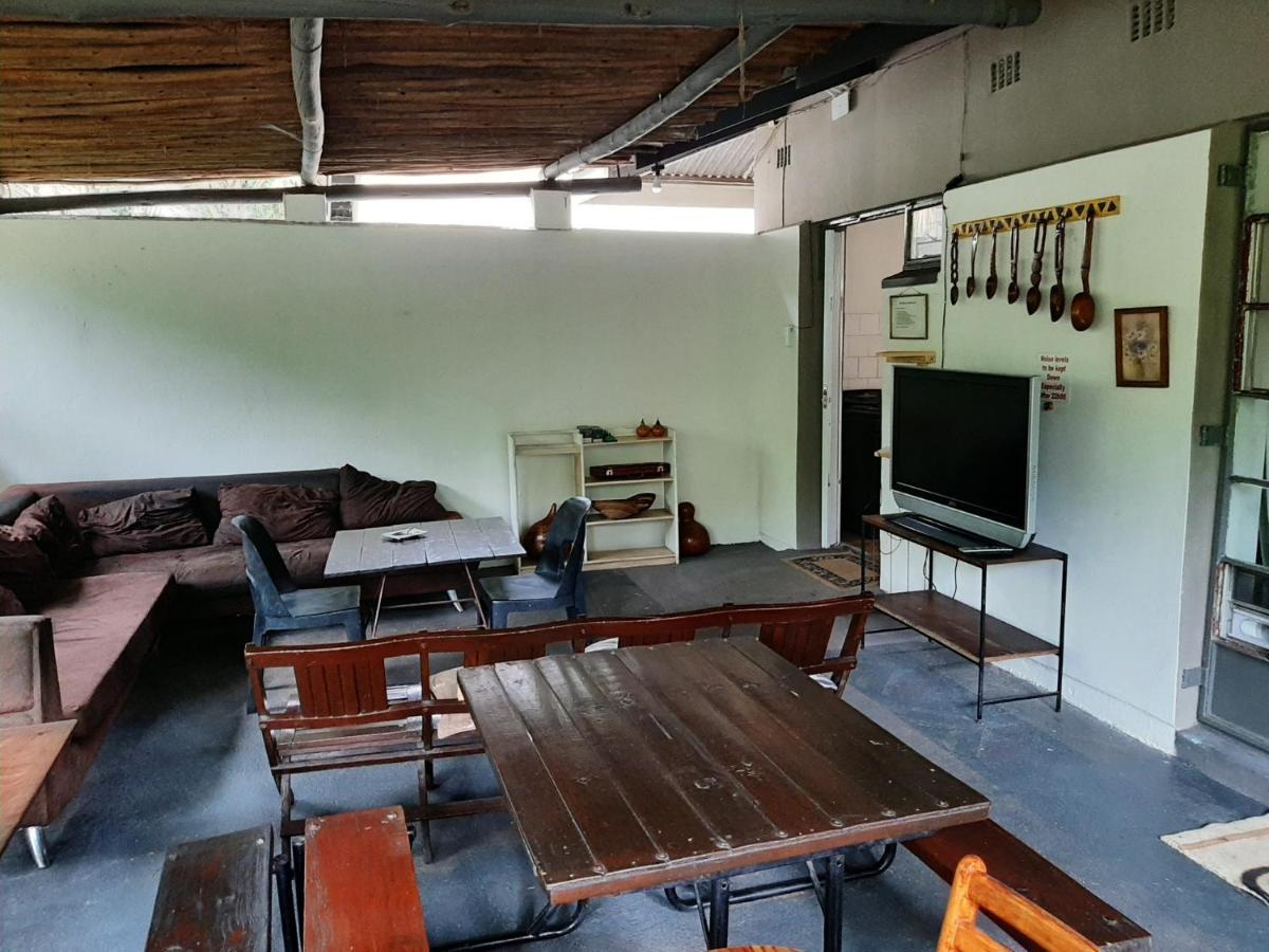 Elephant Walk Guesthouse And Back Packers بهالابوروا المظهر الخارجي الصورة