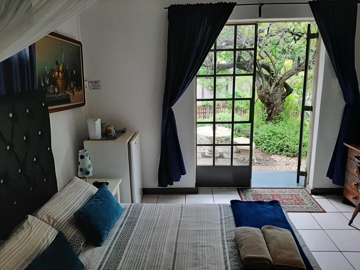 Elephant Walk Guesthouse And Back Packers بهالابوروا المظهر الخارجي الصورة